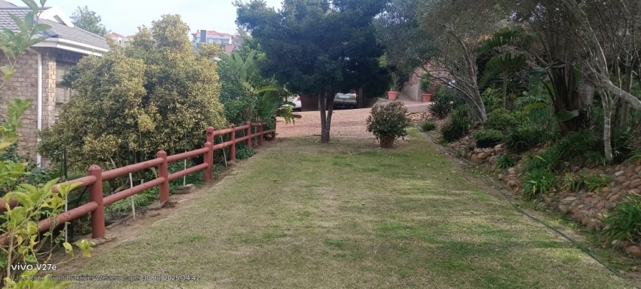 6 Bedroom Property for Sale in Groot Brakrivier Central Western Cape